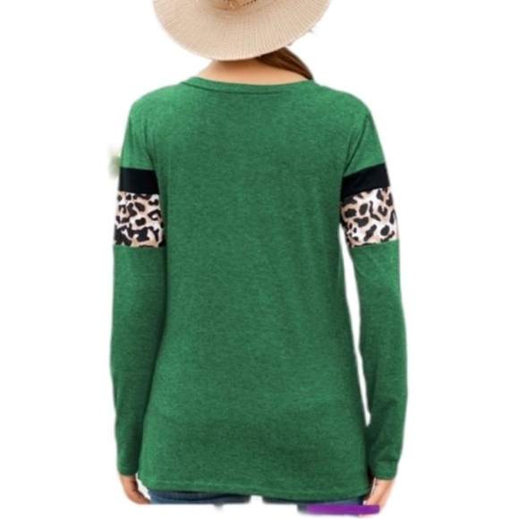 NWT Women’s long sleeve top with cheetah accent, Sz-XL - Picture 9 of 9